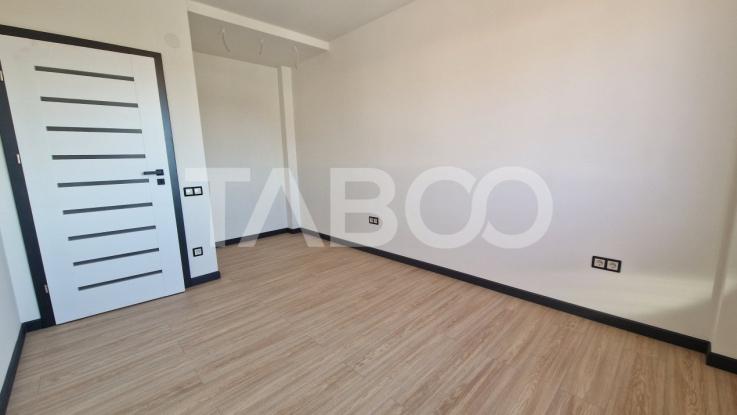 Apartament 2 camere de vanzare etajul 1 cu 2 parcari Doamna Stanca