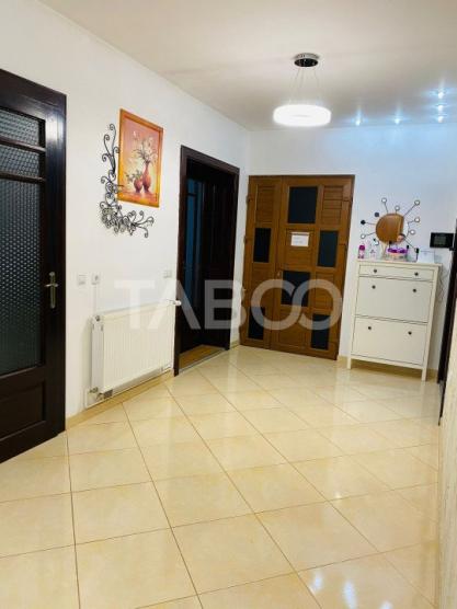 Apartament de inchiriat cu 4 camere decomandat zona Turnisor Sibiu