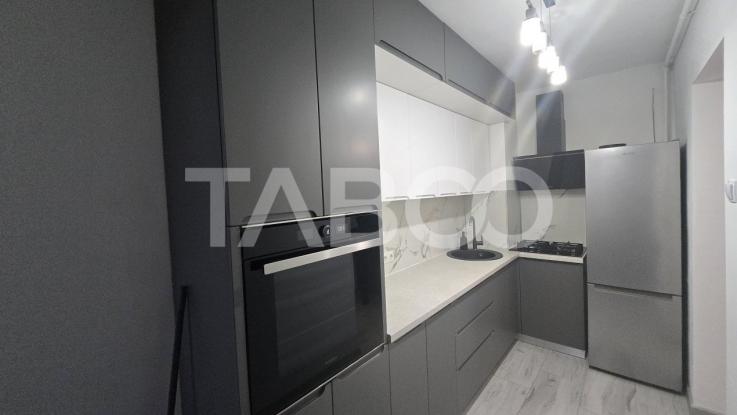 Apartament 2 camere de vanzare decomandat 50 mp zona Strand Sibiu