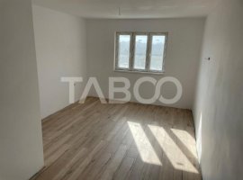 Apartament de vanzare cu 2 camere balcon - spatiu confort si armonie