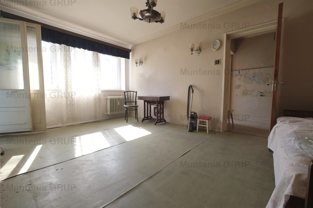 IULIU MANIU - Gorjului, stradal, apartament 2 camere in bloc reabilitat, etaj 3