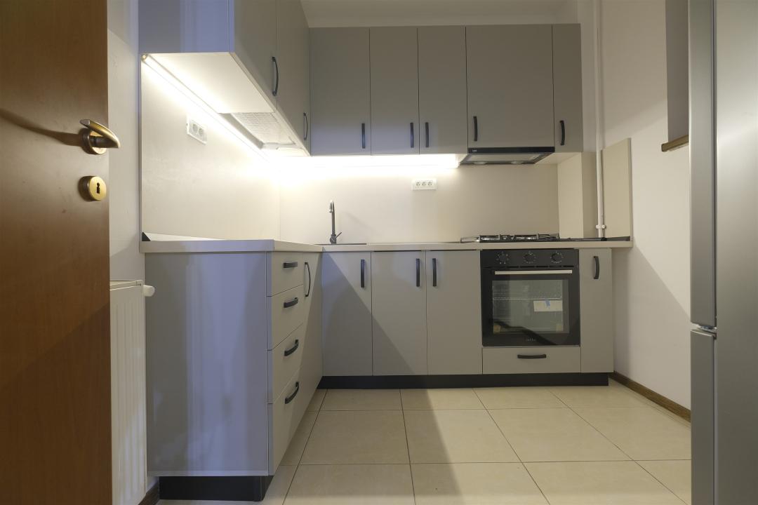 Vitan Mall (adiacent), apartament 2 camere 79 mp. - Lux in bloc 2010