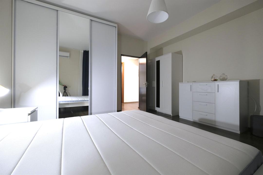 Vitan Mall (adiacent), apartament 2 camere 79 mp. - Lux in bloc 2010