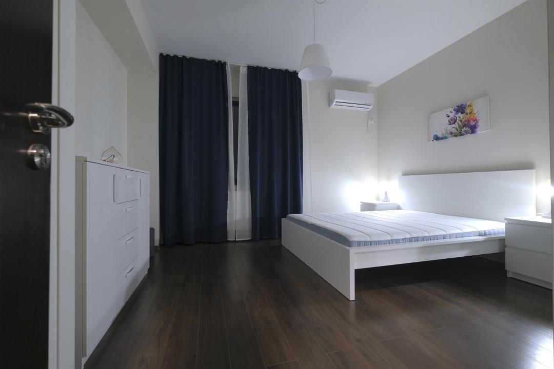 Vitan Mall (adiacent), apartament 2 camere 79 mp. - Lux in bloc 2010