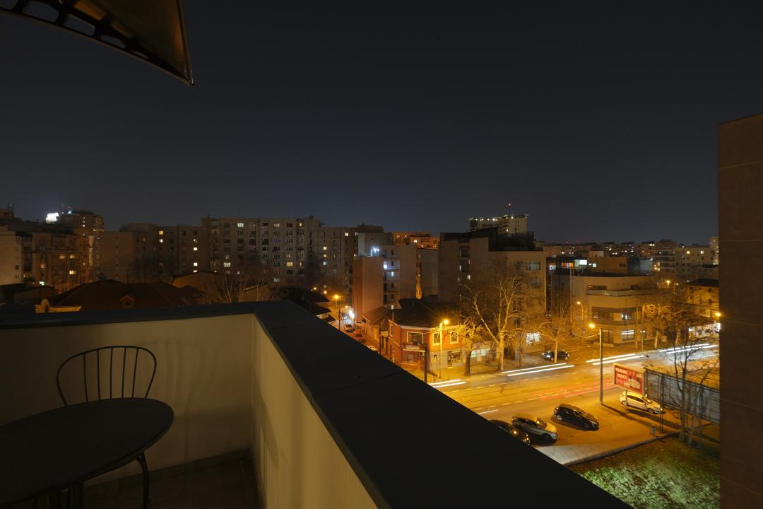 Vitan Mall (adiacent), apartament 2 camere 79 mp. - Lux in bloc 2010