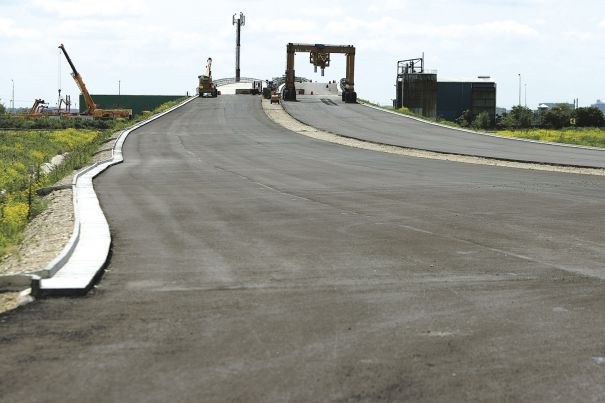Cel mai ghinionist an pentru Romania: Deschidem doar 13 kilometri de autostrada!