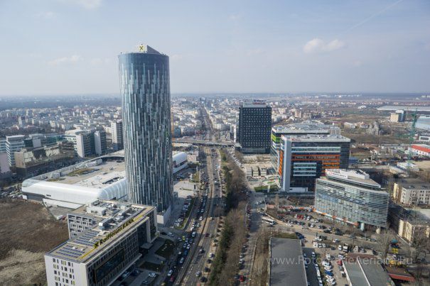 Birouri, malluri şi parcuri industriale de 800 mil. euro pregatite pentru 2016