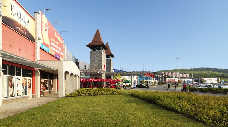 Mall-urile Immofinanz din Cluj, Constanta, Pitesti si Baia Mare isi schimba numele